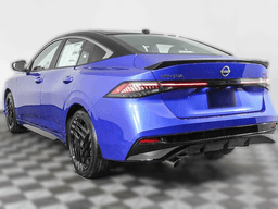 Nissan Sentra SR Sedan 2026