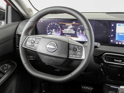 Nissan Sentra SR Sedan 2026