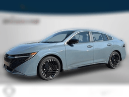 Nissan Sentra SR Sedan 2026