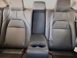 Nissan Sentra SR Sedan 2026