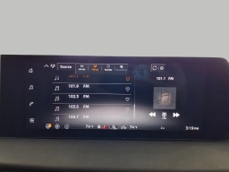 Nissan Sentra SR Sedan 2026