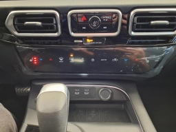 Nissan Sentra SR Sedan 2026