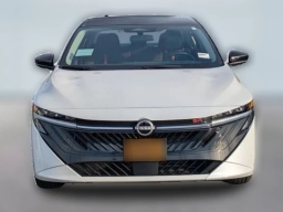 Nissan Sentra SR Sedan 2026