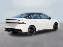 Nissan Sentra SR Sedan 2026