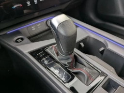 Nissan Sentra SR Sedan 2026