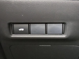 Nissan Sentra SR Sedan 2026