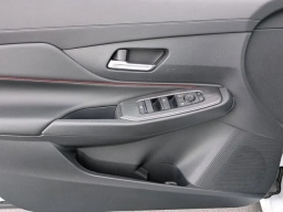 Nissan Sentra SR Sedan 2026