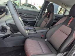 Nissan Sentra SR Sedan 2026