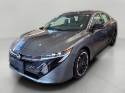 Nissan Sentra SR Sedan 2026