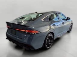 Nissan Sentra SR Sedan 2026