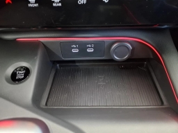 Nissan Sentra SR Sedan 2026