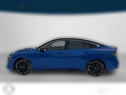 Nissan Sentra SR Sedan 2026