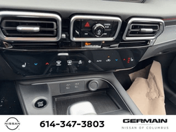 Nissan Sentra SR Sedan 2026