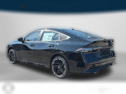 Nissan Sentra SR Sedan 2026