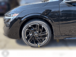 Nissan Sentra SR Sedan 2026