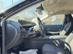 Nissan Sentra SR Sedan 2026