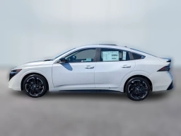 Nissan Sentra SR Sedan 2026