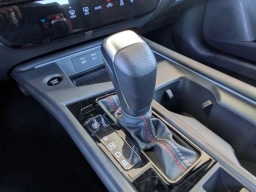 Nissan Sentra SR Sedan 2026