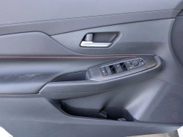 Nissan Sentra SR Sedan 2026