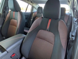 Nissan Sentra SR Sedan 2026