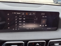 Nissan Sentra SR Sedan 2026