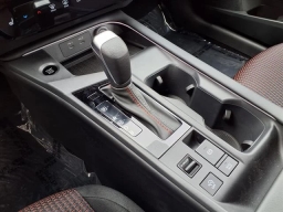 Nissan Sentra SR Sedan 2026