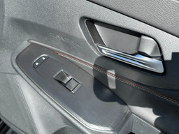 Nissan Sentra SR Sedan 2026