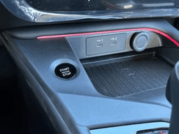 Nissan Sentra SR Sedan 2026