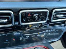 Nissan Sentra SR Sedan 2026