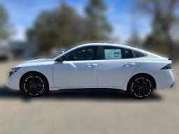 Nissan Sentra SR Sedan 2026