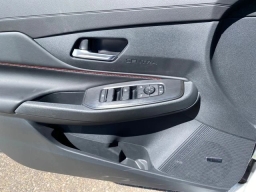 Nissan Sentra SR Sedan 2026