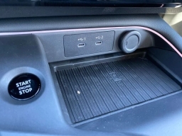 Nissan Sentra SR Sedan 2026