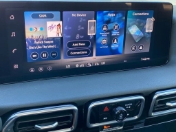 Nissan Sentra SR Sedan 2026