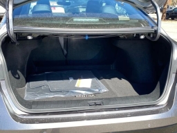 Nissan Sentra SR Sedan 2026