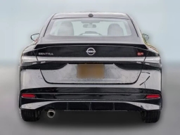 Nissan Sentra SR Sedan 2026