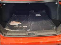 Nissan Sentra SR Sedan 2026