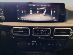 Nissan Sentra SR Sedan 2026