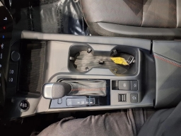 Nissan Sentra SR Sedan 2026