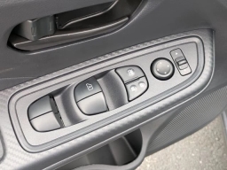 Nissan Versa S CVT 2025