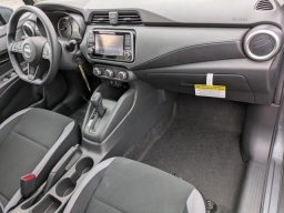Nissan Versa S CVT 2025