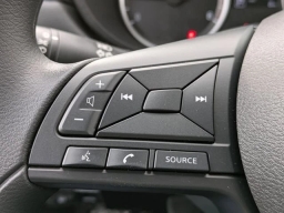 Nissan Versa S CVT 2025