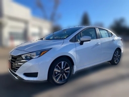 Nissan Versa SV CVT 2025