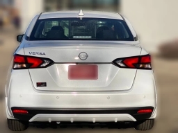 Nissan Versa SV CVT 2025