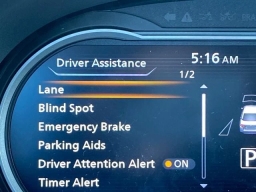 Nissan Versa SV CVT 2025