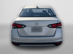 Nissan Versa SV CVT 2025