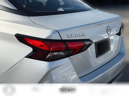 Nissan Versa SV CVT 2025