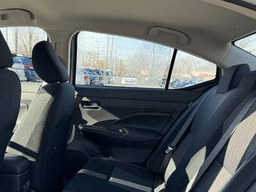 Nissan Versa SV CVT 2025