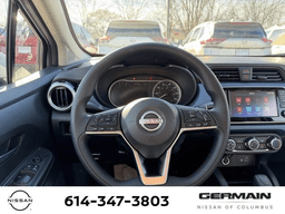 Nissan Versa SV CVT 2025