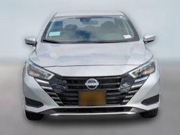 Nissan Versa SV CVT 2025