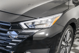 Nissan Versa SV CVT 2025